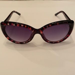 Vera Wang Sunglasses